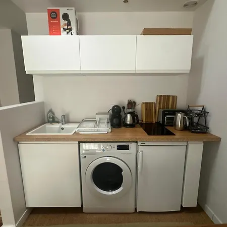 Port-vendres: Superbe T2 Proche Des Quais Pour Un Romantique - Fr-1-309-531 Appartement