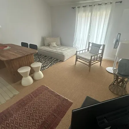 Appartement Port-vendres: Superbe T2 Proche Des Quais Pour Un Romantique - Fr-1-309-531 Port Vendres