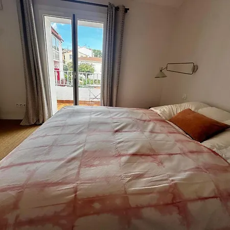Appartement Port-vendres: Superbe T2 Proche Des Quais Pour Un Romantique - Fr-1-309-531